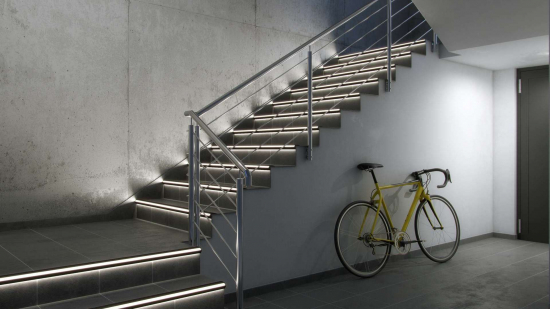 Profil LED schodowy SCALA srebrny anodowany 2 m