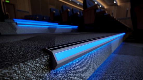 Profil LED schodowy SCALA czarny anodowany 1 m