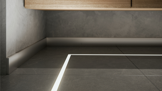 Profil LED podłogowy RUNO srebrny lakierowany 1 m