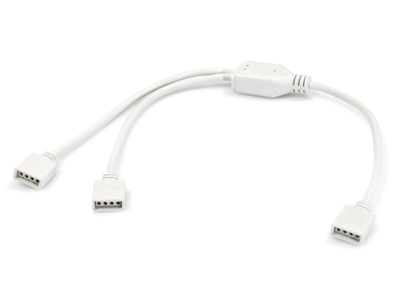 048face50dd4aca9bd3021b21e6df9ac Rozdzielacz RGB na dwie taśmy LED z gniazdem 4-piny