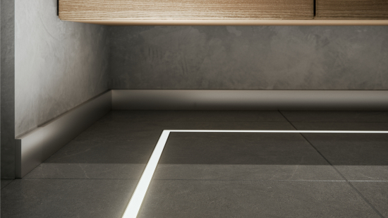 Profil LED podłogowy RUNO czarny lakierowany 1 m