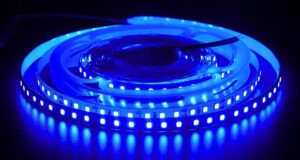 Taśma LED niebieska IP65 12V 120xSMD2835 9,6W 8mm