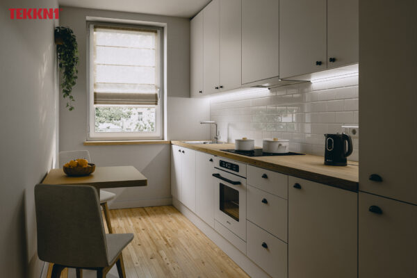 Profil LED kątowy Arre srebrny 3m klosz transparentny