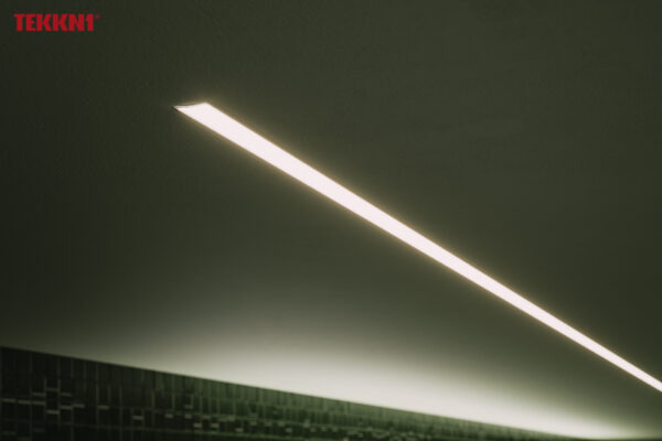 Profil LED wpuszczany GK Mosso czarny 2m klosz transparentny