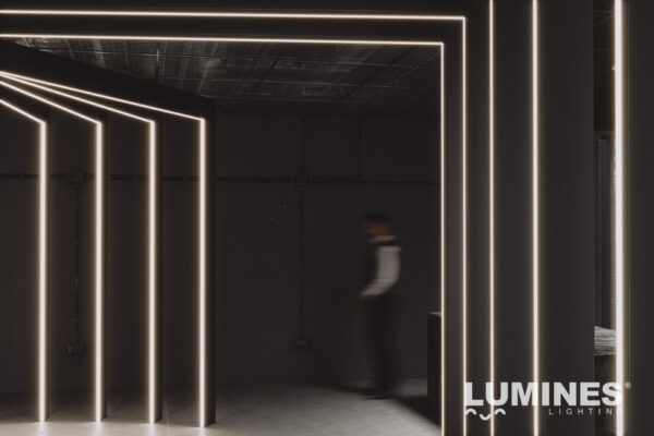 Profil LED nawierzchniowy Rai srebrny surowy 3 m