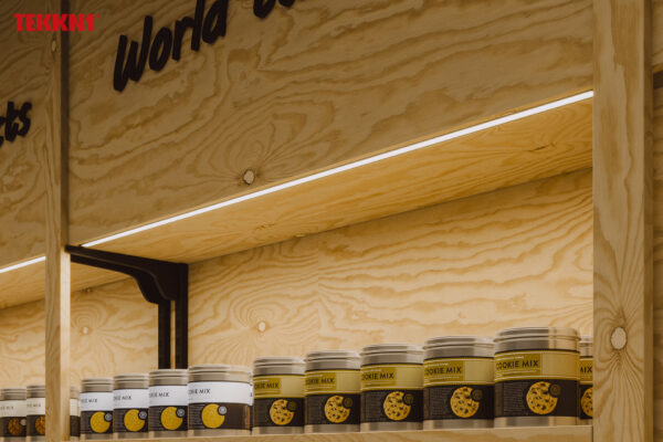 Profil LED wpuszczany Skagen czarny 2m klosz mrożony